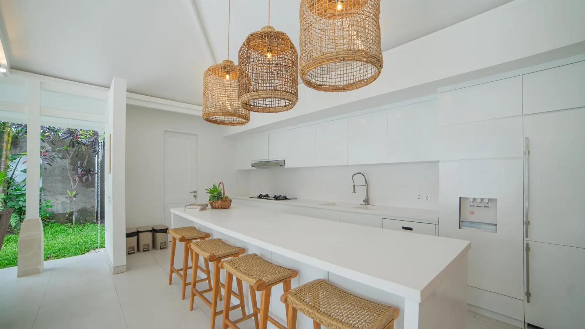 Soma Estate Villa - Elegant 4Br Villa In Ubud Oasis Indonesia