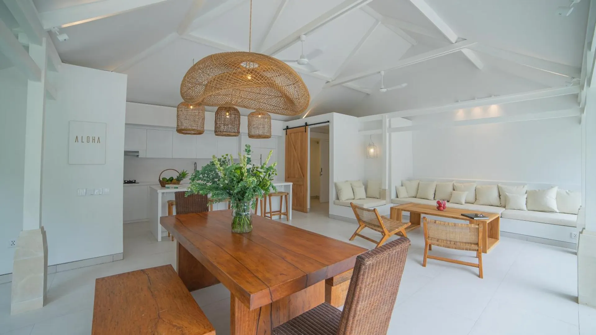 Soma Estate Villa - Elegant 4Br Villa In Ubud Oasis