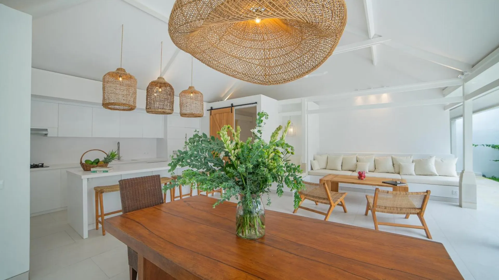 Soma Estate Villa - Elegant 4Br Villa In Ubud Oasis Indonesia
