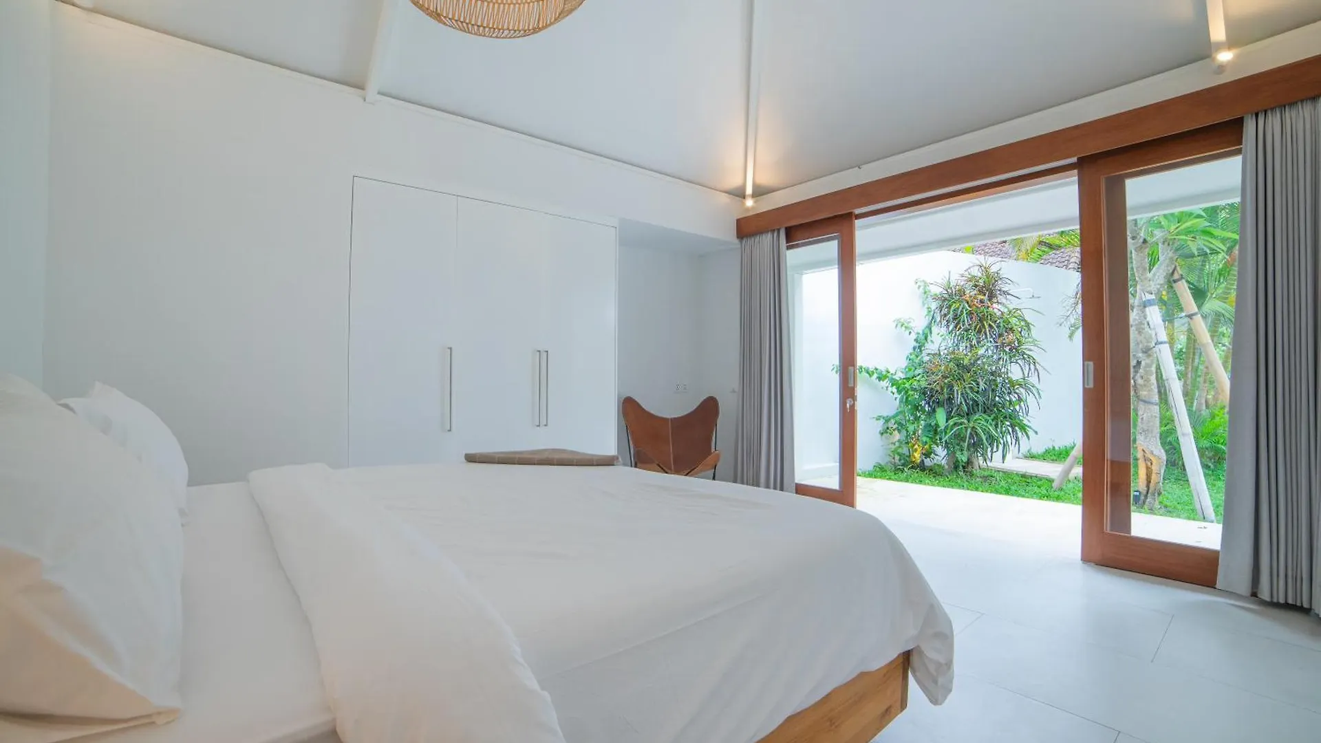 Soma Estate Villa - Elegant 4Br Villa In Ubud Oasis  Ubud (Bali)